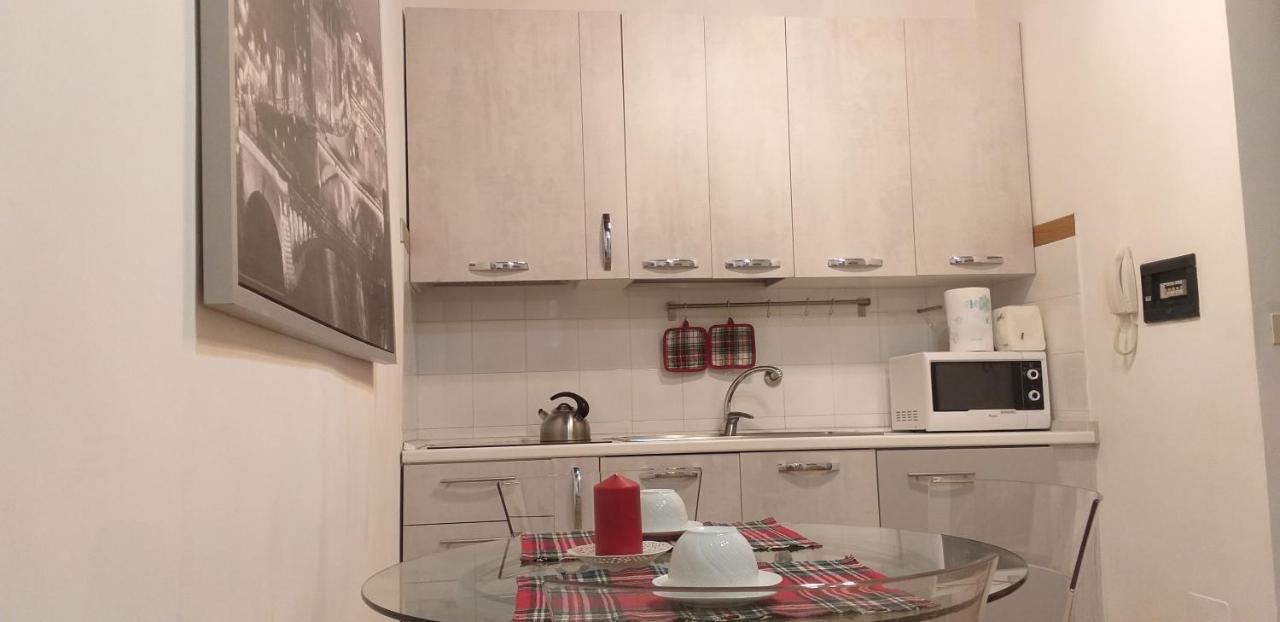 Cozy Navona Apartment Рим Экстерьер фото